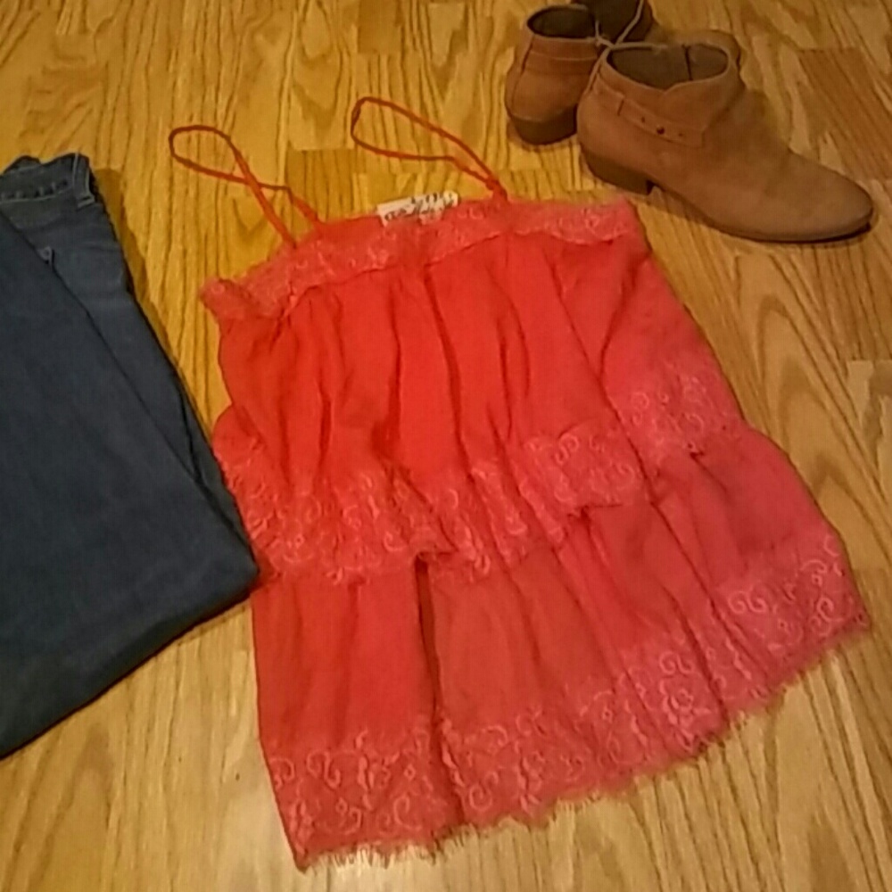 Super cute tank free people esk